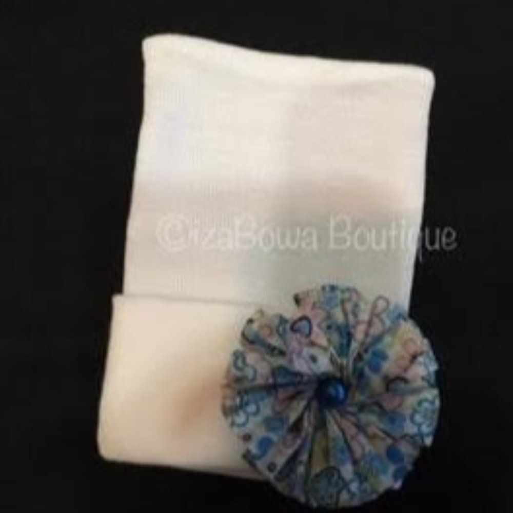 Newborn Hat with Blue and Pink Flower NB400 new